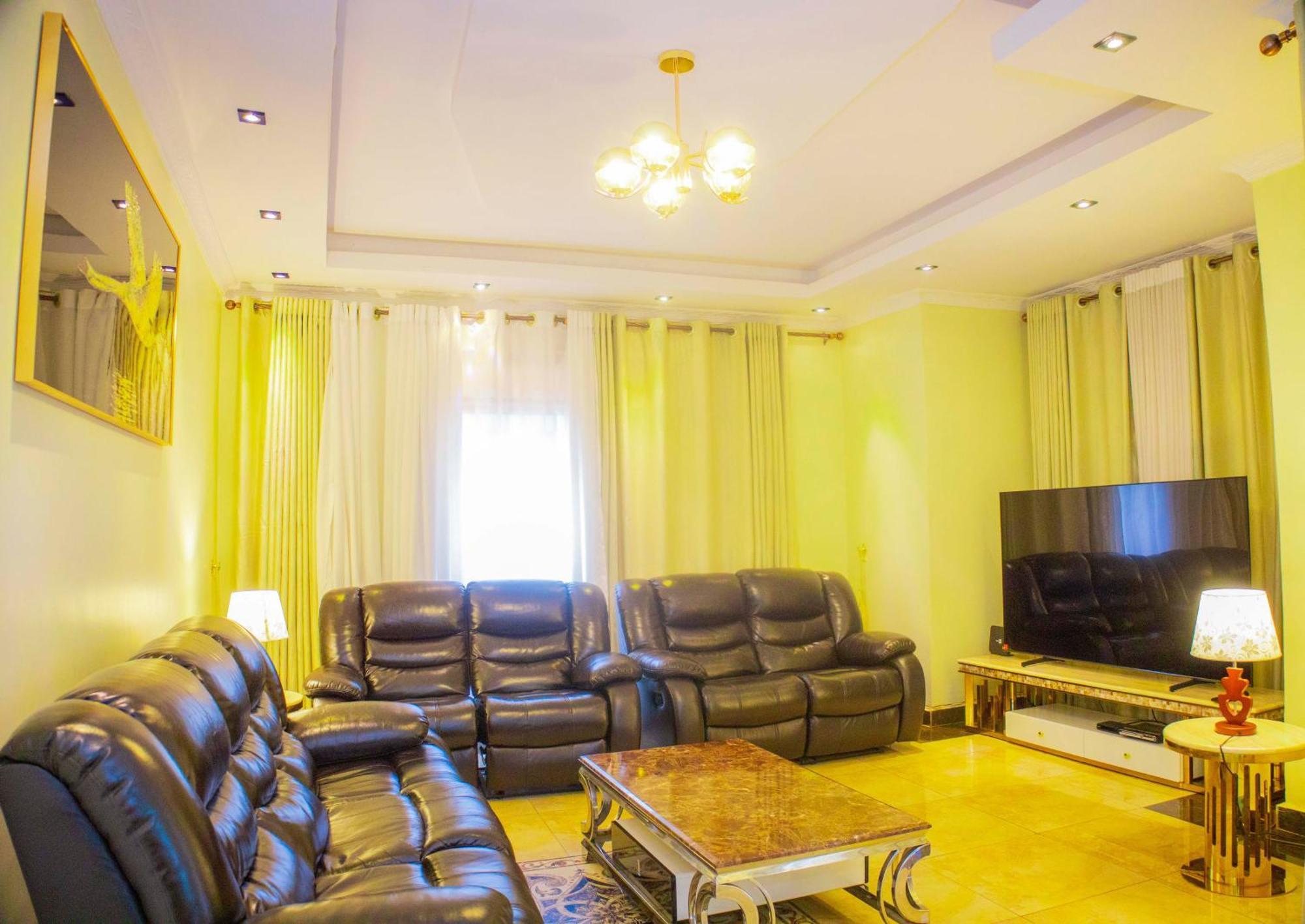 The Vibrant Lodge Gacuriro Kigali Exteriér fotografie